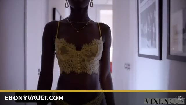 VIXEN Ebony Zaawaadi Devours His Hard Cock in Intense Ebony Encounter